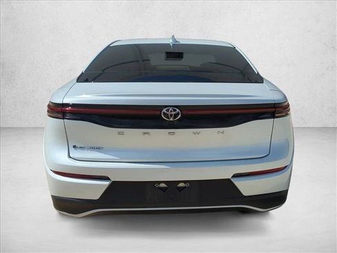 Certified 2026 Toyota Crown AWD/4WD image 6