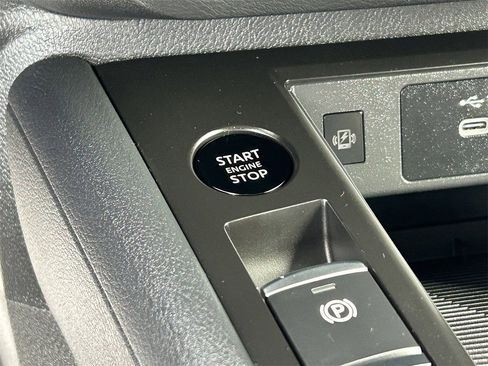 New 2026 Nissan Kicks SV FWD image 32