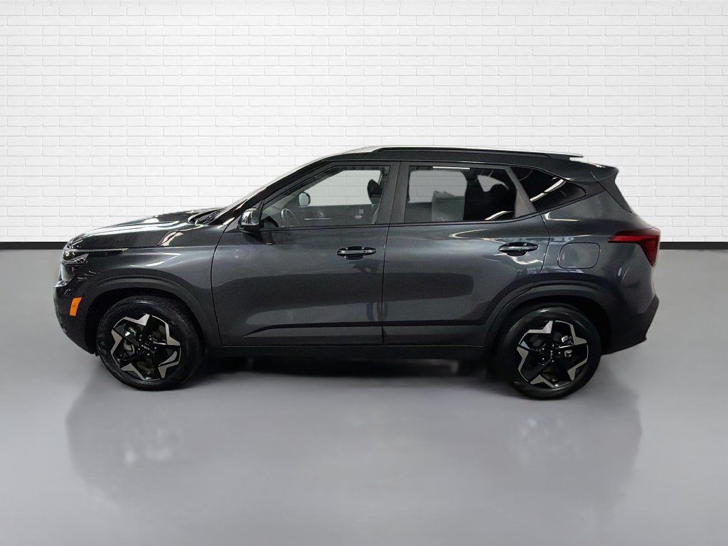 Used 2025 Kia Seltos S AWD/4WD image 6