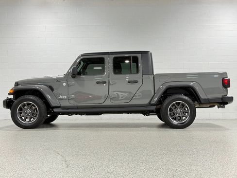 Used 2021 Jeep Gladiator Overland w/ Popular Equipment Package image 9