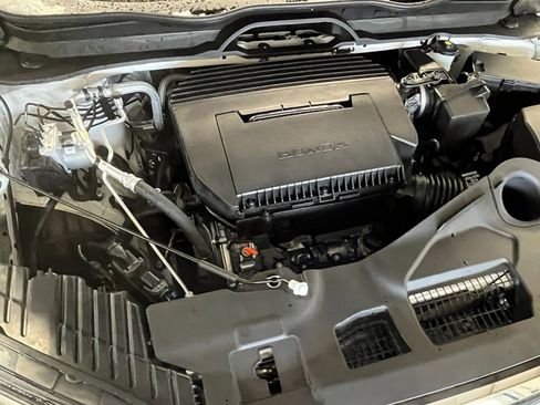 New 2026 Honda Pilot Touring image 12