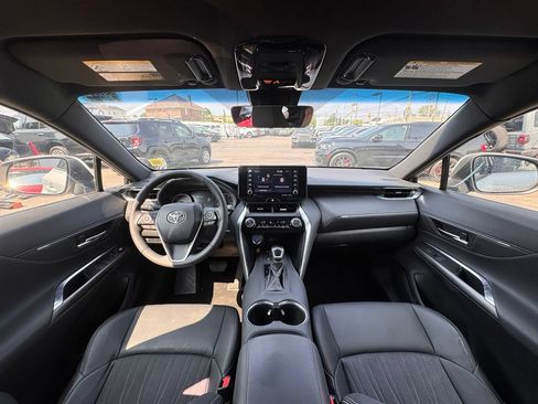 Used 2021 Toyota Venza XLE AWD/4WD image 10