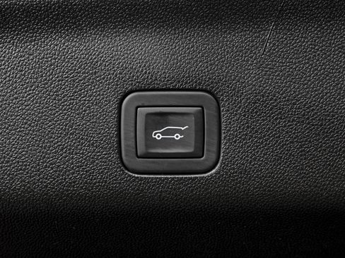 Used 2026 Cadillac Escalade Platinum Sport w/ LPO, Floor Liner Package image 15