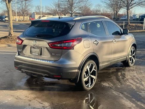 Used 2022 Nissan Rogue Sport SL image 8