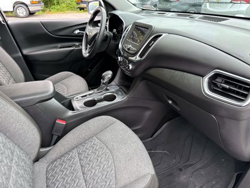 Certified 2024 Chevrolet Equinox LT w/ LPO, Floor Liner Package image 6