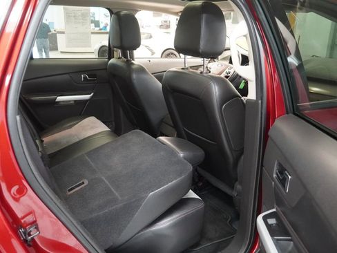 Used 2013 Ford Edge SEL FWD image 25