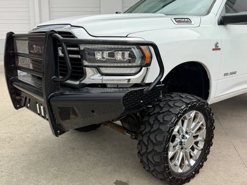 Used 2019 RAM 2500 Big Horn AWD/4WD image 3