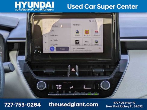 Used 2024 Toyota Corolla LE image 19