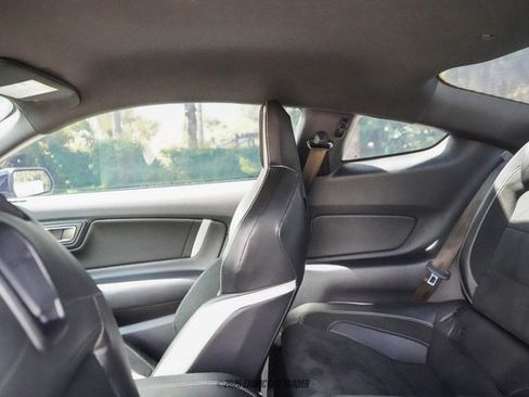 Used 2022 Ford Mustang Shelby GT500 w/ Technology Package image 42