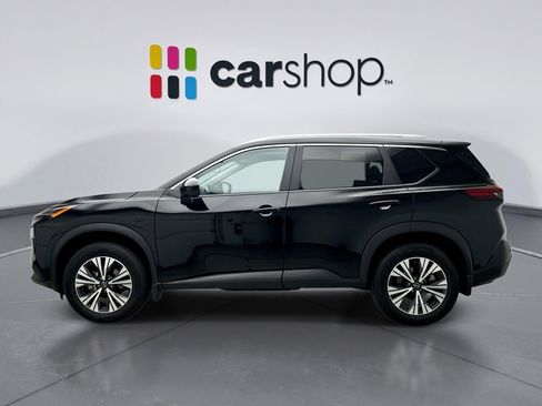 Used 2023 Nissan Rogue SV w/ SV Premium B Package image 2