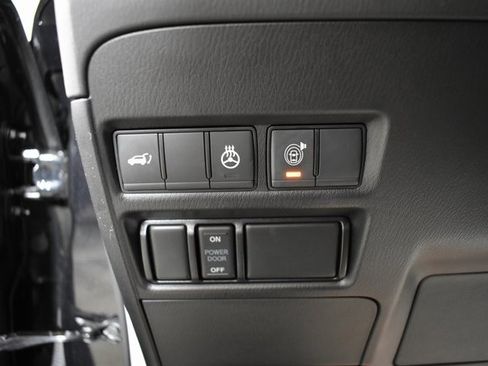 Used 2023 INFINITI QX80 Premium Select w/ All-Season Package image 14