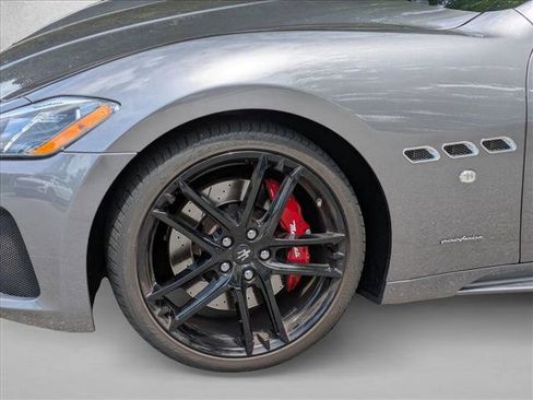 Used 2018 Maserati GranTurismo Sport RWD image 14