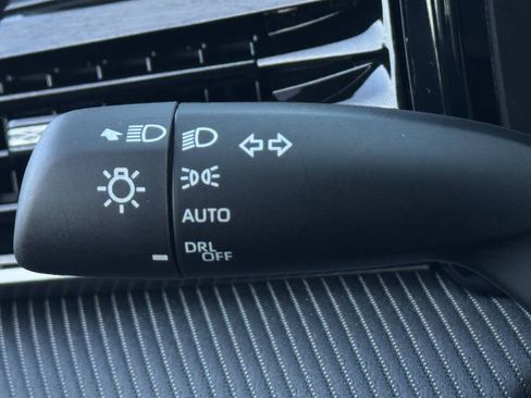 Used 2026 Toyota Camry SE w/ Convenience Package FWD image 22