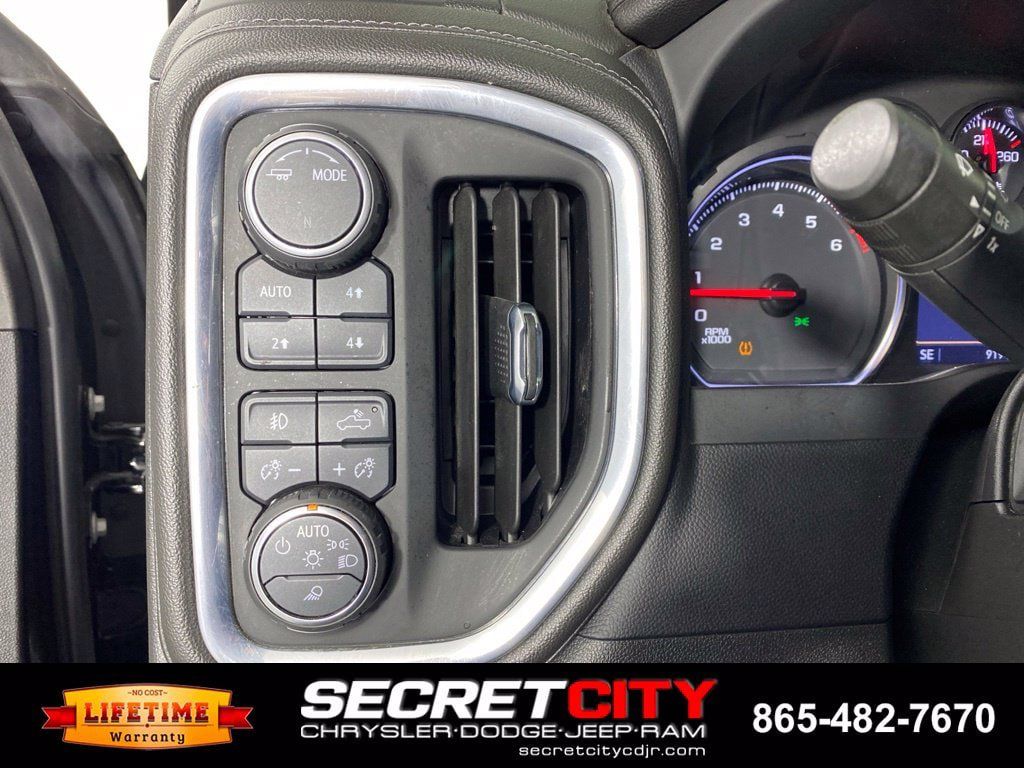 Used 2022 Chevrolet Silverado 3500 LTZ w/ LTZ Plus Package AWD/4WD image 13