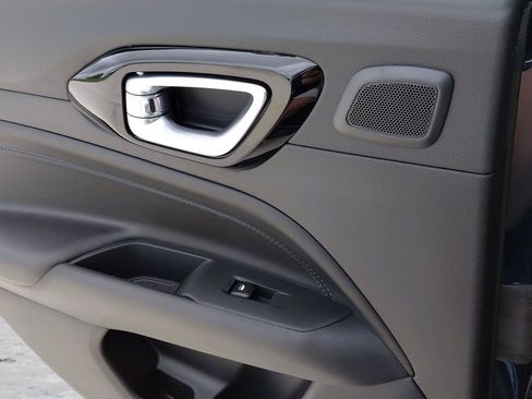 New 2026 Jeep Compass Limited AWD/4WD image 47