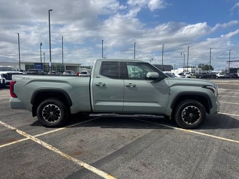 Used 2022 Toyota Tundra SR5 w/ TRD Off-Road Premium Package AWD/4WD image 4