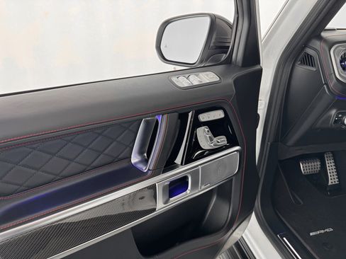 Used 2025 Mercedes-Benz G 63 AMG 4MATIC image 12