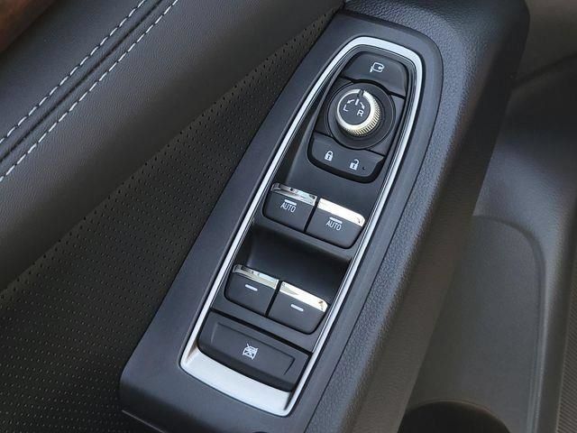 Used 2025 Subaru Ascent Touring AWD/4WD image 20