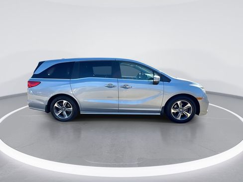 Used 2018 Honda Odyssey Touring image 9