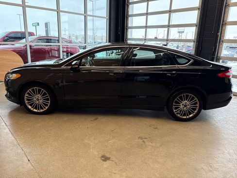 Used 2015 Ford Fusion SE w/ Equipment Group 202A image 8