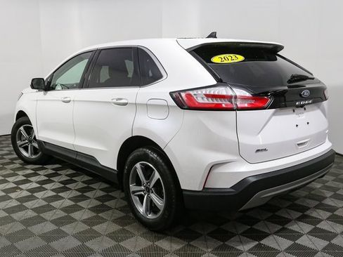 Used 2023 Ford Edge SEL w/ Convenience Package image 7