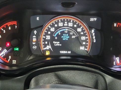 Used 2025 Dodge Durango R/T AWD/4WD image 19