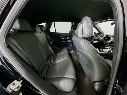 New 2026 Mercedes-Benz GLC 300 image 29
