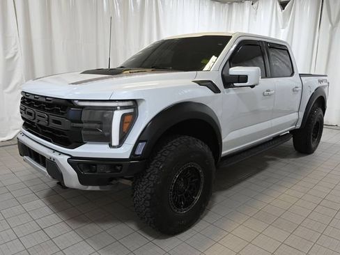 Used 2025 Ford F150 Raptor AWD/4WD image 17