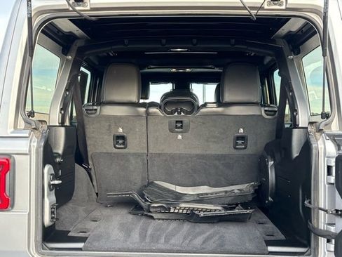 Certified 2021 Jeep Wrangler Unlimited Sahara image 24