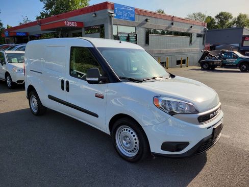 Used 2022 RAM ProMaster City Wagon image 9