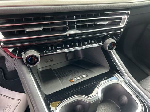 New 2026 Chevrolet Traverse LT w/ Sun and Wheel Package image 26