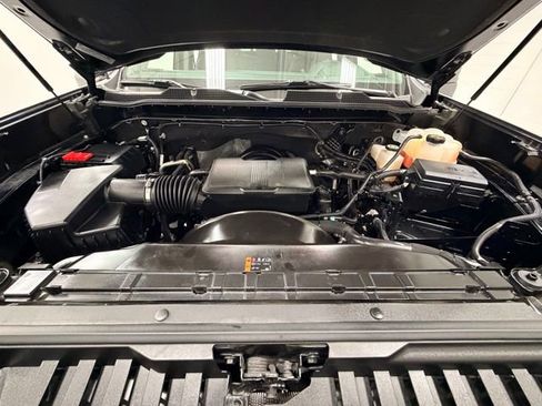 Certified 2025 Chevrolet Silverado 2500 LT w/ Leather Package image 29