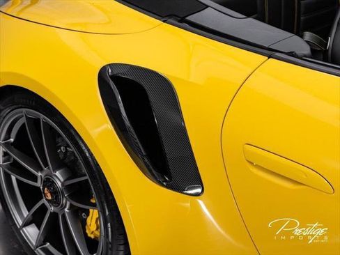 Used 2022 Porsche 911 Turbo AWD/4WD image 4