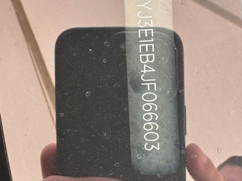 Used 2018 Tesla Model 3 Long Range image 34