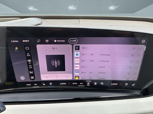 New 2027 Audi Q6 e-tron Prestige AWD/4WD image 21