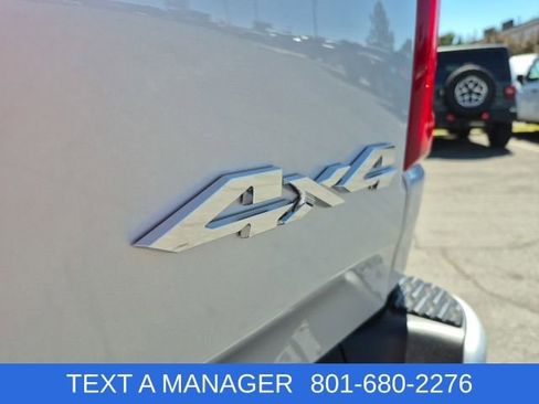 New 2026 RAM 1500 4x4 Crew Cab image 6