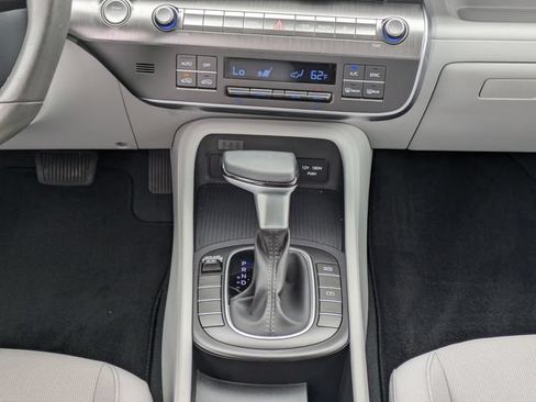 Certified 2024 Hyundai Kona SEL FWD image 19