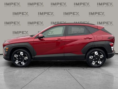 Used 2025 Hyundai Kona SEL image 2