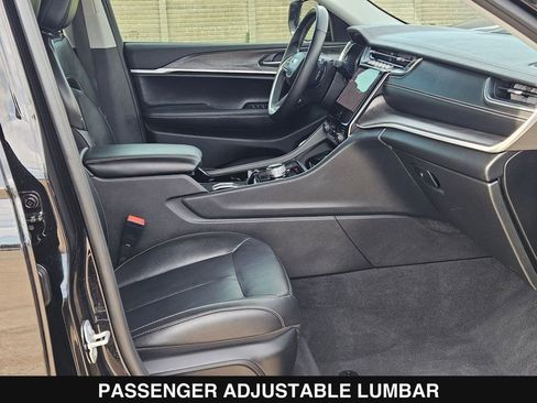 Used 2022 Jeep Grand Cherokee Limited AWD/4WD image 28