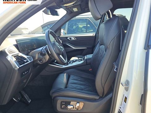 Used 2026 BMW X5 xDrive40i w/ M Sport Package AWD/4WD image 7