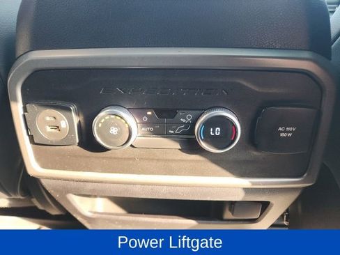 Used 2021 Ford Expedition XLT RWD image 16