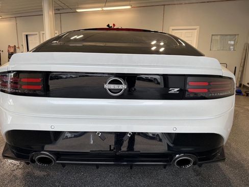 Used 2023 Nissan Z w/ Floor Mat Package (L93) RWD image 7