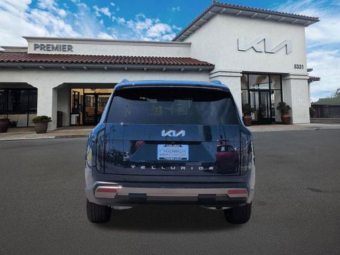 New 2027 Kia Telluride S FWD image 7