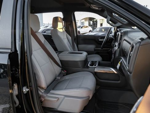 Used 2021 Chevrolet Silverado 1500 RST image 34