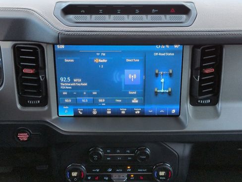 Used 2024 Ford Bronco Raptor w/ Interior Carbon Fiber Pack 6 AWD/4WD image 18