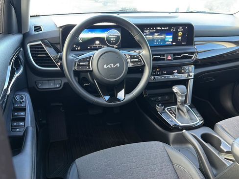 Used 2024 Kia Seltos S FWD image 18