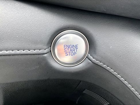 Used 2023 Hyundai Santa Fe SEL w/ Premium Package image 33