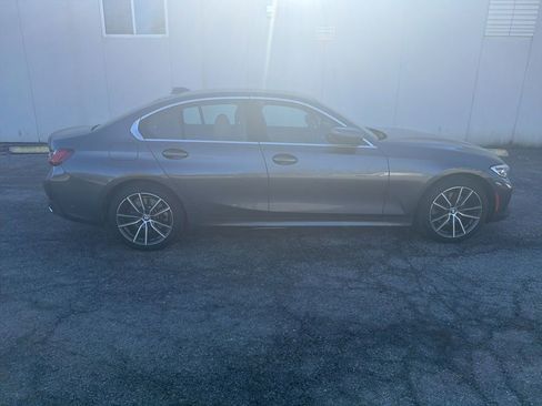 Used 2022 BMW 330i xDrive 330i xDrive w/ Driving Assistance Package image 5