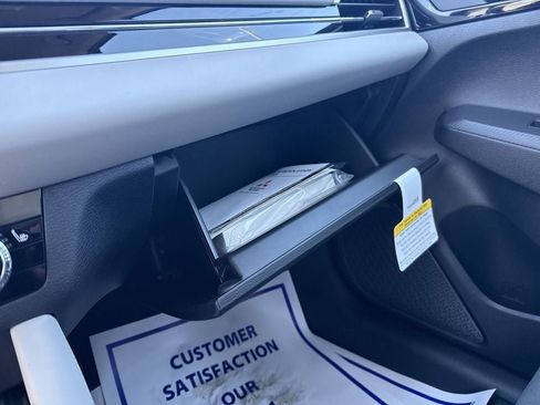 New 2025 Mitsubishi Outlander SE image 46