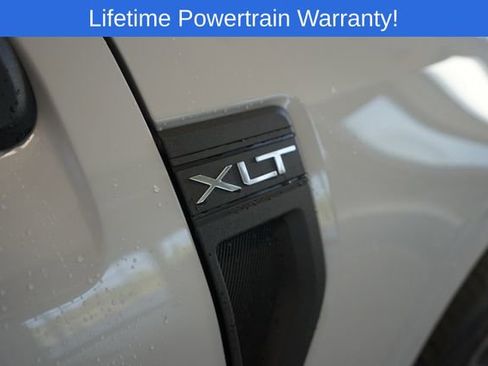 New 2025 Ford Maverick XLT w/ XLT Luxury Package image 15